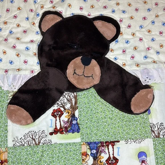 Winnie the Pooh Baby Quilt with Plush Bear Nursery Blanket 32.5” x 32.5” - Picture 5 of 11